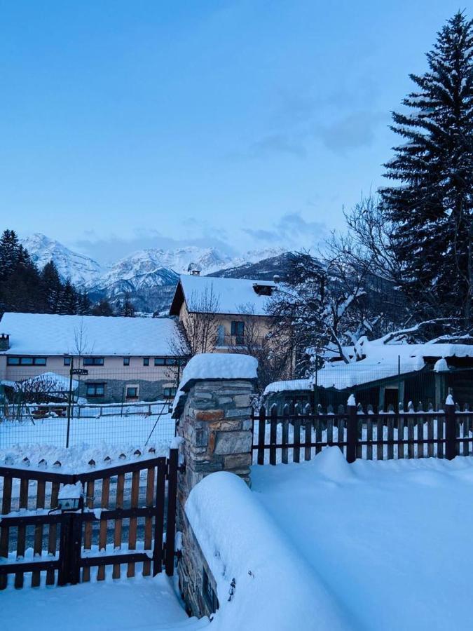 Hotel La Fontaine Sauze D'Oulx Exterior foto